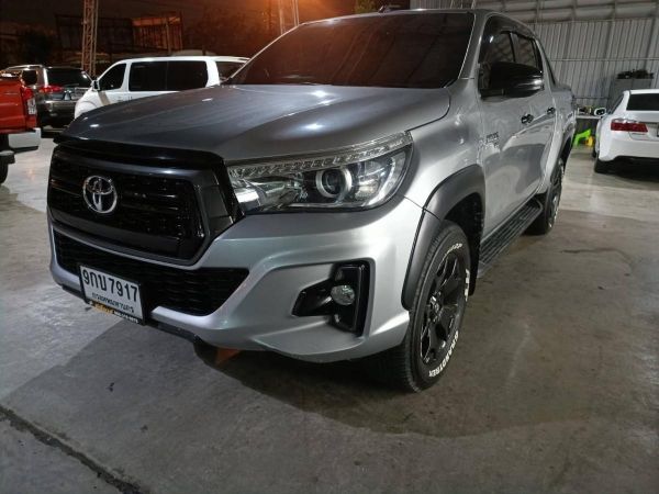 2018 TOYOTA HILUX REVO 2.8 DOUBLE CAB ROCCO 4 WD  A/T สีเทา